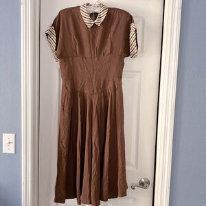 Vintage Maxi Dress Brown with Stripped Collar And Sleeve Trim